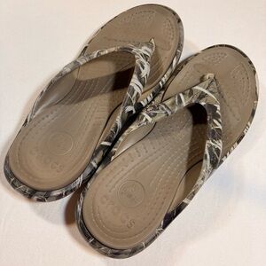 CROCS Women's Tan Camouflage Sandals